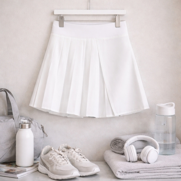 Lole Dresses & Skirts - Lole Pleated Tennis Skort White Athletic Golf Skirt Hidden Shorts L